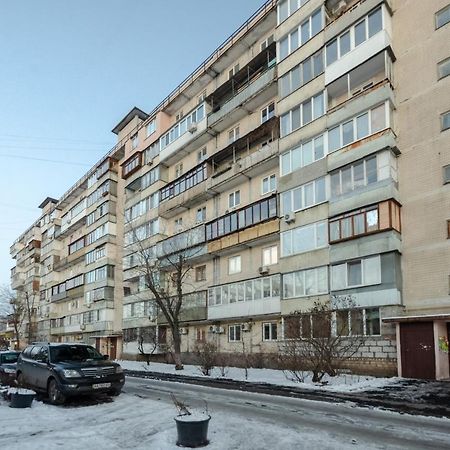 Kvartirkoff Na Obolonskiy Prospekt 7 Kyiv Exterior photo